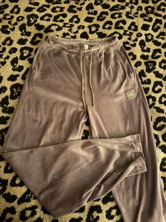 ALO Yoga Velour Pants - Picture 1 of 2